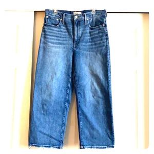Madewell Slim Wide-Leg Crop blue jeans, Size 31.